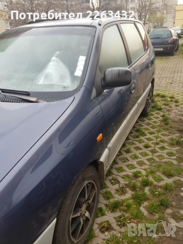 KIA Carens 2001г, снимка 5 - Автомобили и джипове - 52676414