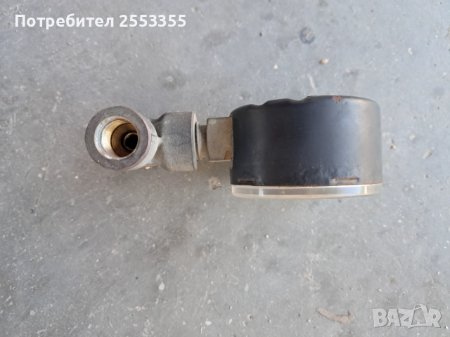 Манометър за налягане с тройник, снимка 7 - Други машини и части - 51786349