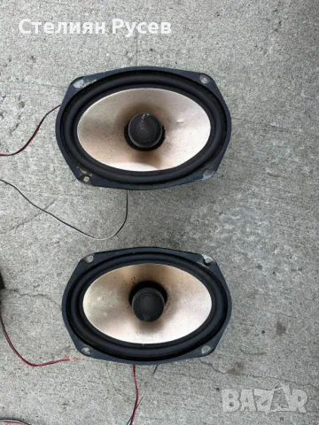 елипси vrc 690 velocity blaupunkt  тонколони  цена 33 лв       st+ 200wata max / 70 wata rms - говор