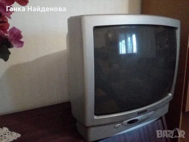 Много запазен телевизор  Санг, снимка 4 - Телевизори - 31363018