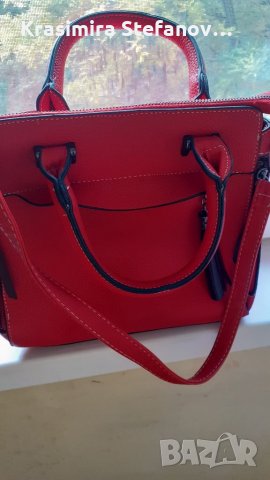 Дамска червена чанта, снимка 1