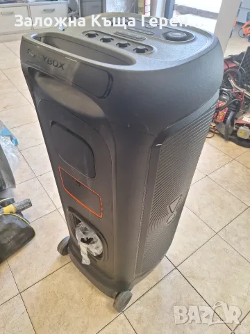 Bluetooth колона JBL Partybox 720, снимка 3 - Аудиосистеми - 56427261