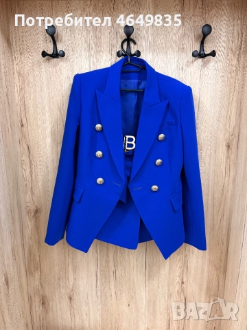 Официален комплект 