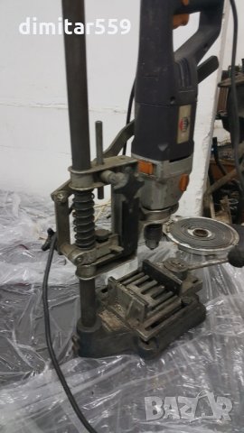 Стойка за дрелка