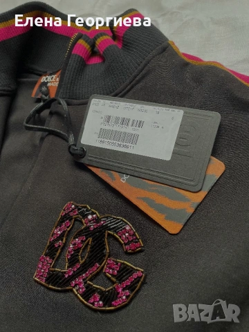 Оригинален Dolce &Gabbana -S размер.