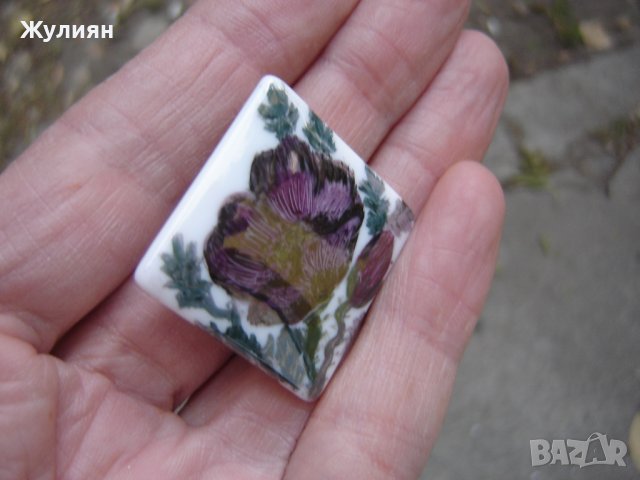 СТАРА БРОШКА ПОРЦЕЛАН, снимка 3 - Антикварни и старинни предмети - 34373246