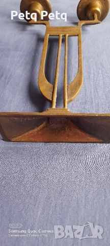 бронзов масивен стар свещник , снимка 2 - Антикварни и старинни предмети - 51999616