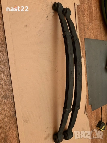 Задни ресори за Сузуки Самурай-комплект , снимка 2 - Части - 53890713