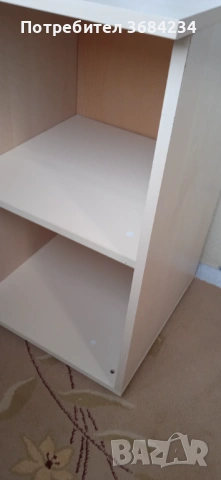 Продавам шкаф 48широк 48дълбок 80висок, снимка 2 - Шкафове - 53890031