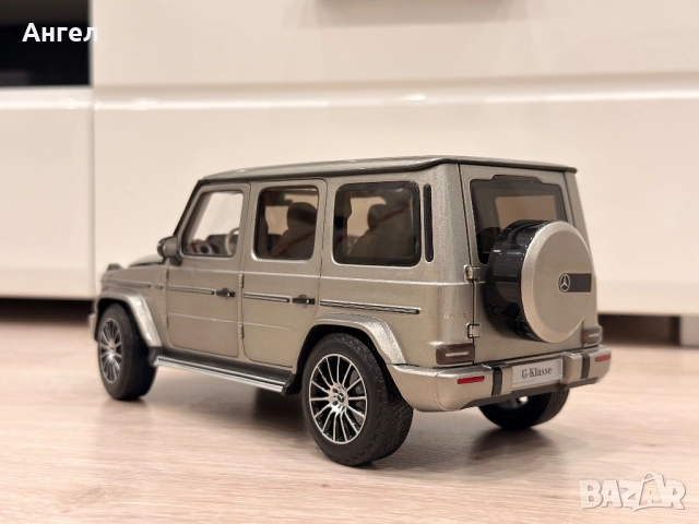 Mercedes G500 W463 2019 1:18 Minichamps, снимка 3 - Колекции - 52189845