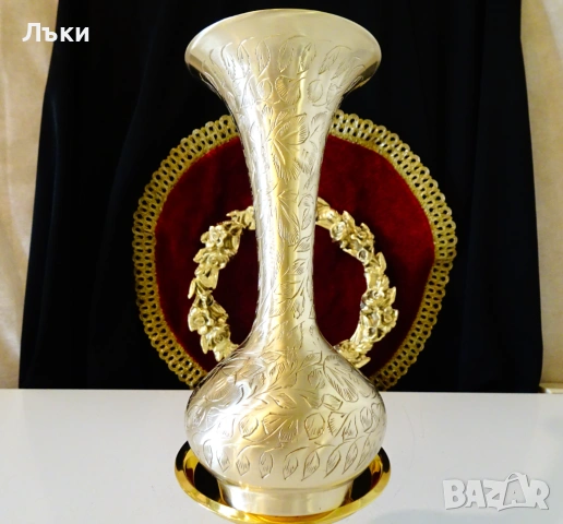 Бронзова гарафа,ваза,релефно гравирана,маркировка. , снимка 8 - Антикварни и старинни предмети - 53035318