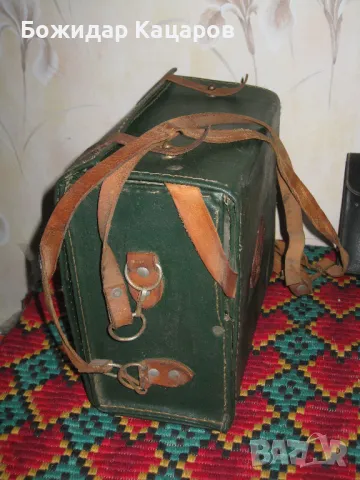 Стари санитарна чанта и аптечки. Цена 55 лева, общо. Пращам по Еконт., снимка 7 - Антикварни и старинни предмети - 49689732