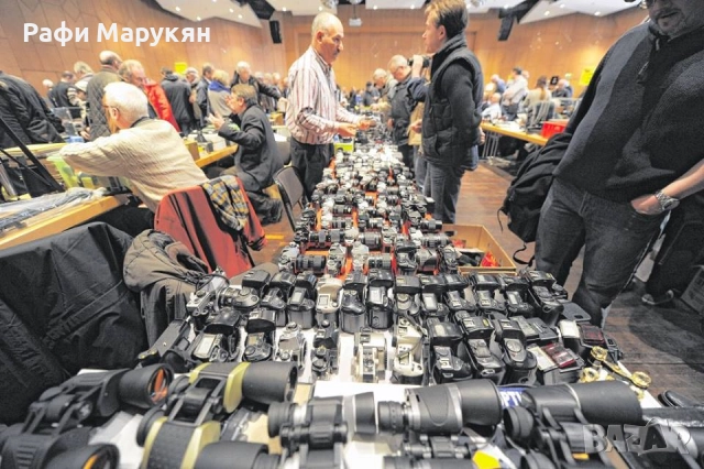 КОЛЕДЕН БАЗАР за нова и употребяане фототехника-апарати, обективи, аксесоари