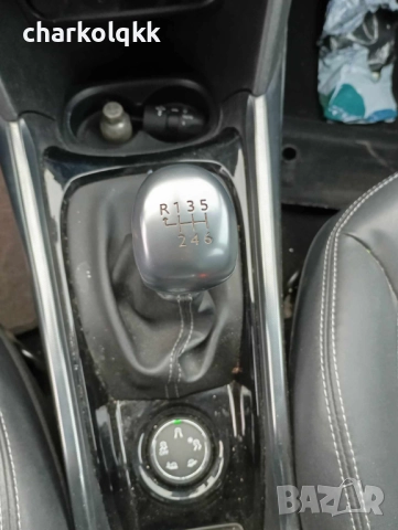 Продавам пежо 2008 1.6 хди 113кс на части , снимка 10 - Автомобили и джипове - 52917290