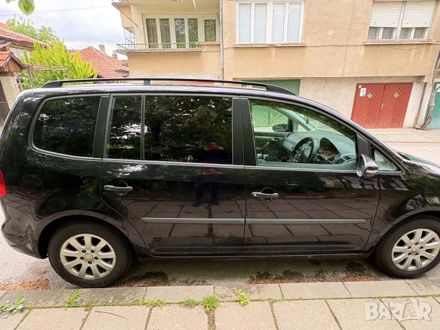 Volkswagen Touran, снимка 3 - Автомобили и джипове - 55769296