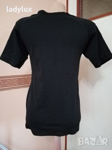 Falke Clima, Термо Тениска, Размер S. Код 1765, снимка 4 - Тениски - 36905812