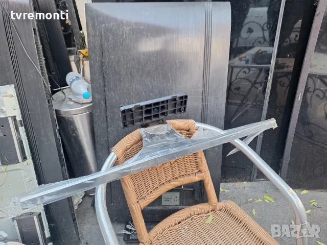 оригинална стойка телевизор Samsung модел UE55JU7000, снимка 2 - Стойки, 3D очила, аксесоари - 50401542