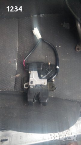 Брава багажник авенсис