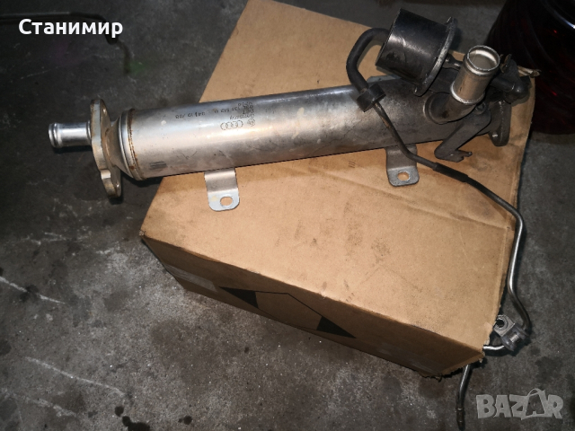  03L 131 512  B, EGR охладител Фолксваген Пасат 2008г комънрейл, снимка 2 - Части - 44526097