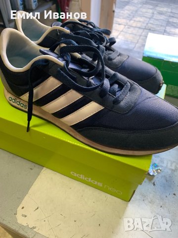 маратонки Адидас, снимка 2 - Спортни обувки - 42916891