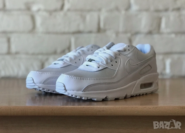 Nike Air Max 90 Triple White Wolf Grey CN8490-100 номер 39,5-40 , снимка 4 - Маратонки - 52013929