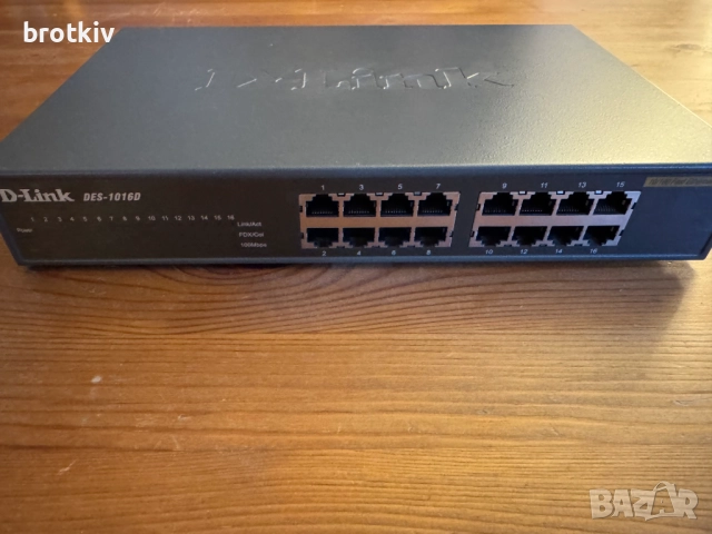 суич с 16 порта D-Link