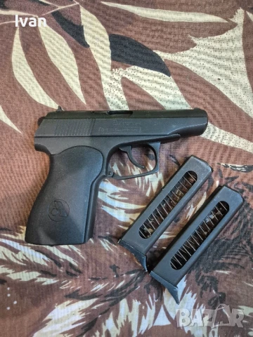 Пистолет Макаров, снимка 2 - Бойно оръжие - 51282590