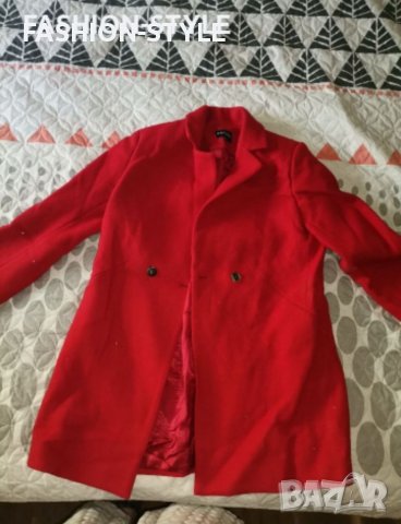 Червено дамско зимно палто, снимка 2 - Палта, манта - 36930094