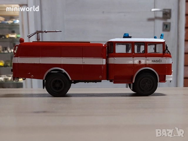 Skoda-Liaz 706 RTHP 25 CAS пожарна 1957 - мащаб 1:43 на DeAgostini моделът е нов в блистер, снимка 5 - Колекции - 52566863