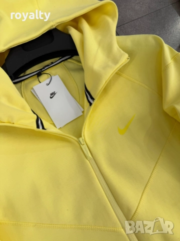 Nike Tech НА ЕДРО Жълт Мъжки Екип 6 Бр., снимка 3 - Спортни дрехи, екипи - 52844850