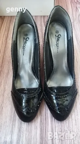 Намалена цена!Обувки на ток, кожа, отлични