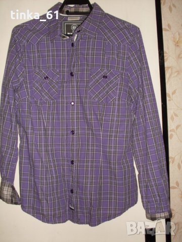 Дамска риза и блуза със къс ръкав за 10лв.