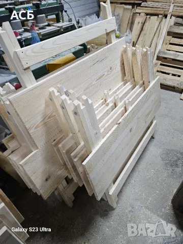 Сгъваеми маси , снимка 2 - Стелажи и щандове - 49751716