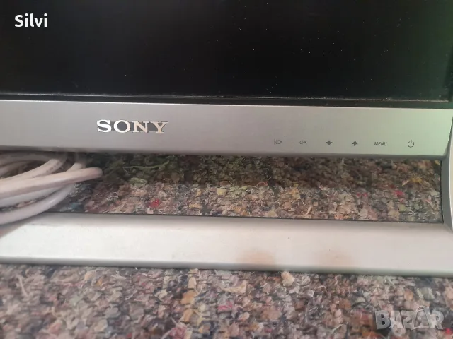 .Монитор Sony 35x35 см., снимка 2 - Монитори - 55797630