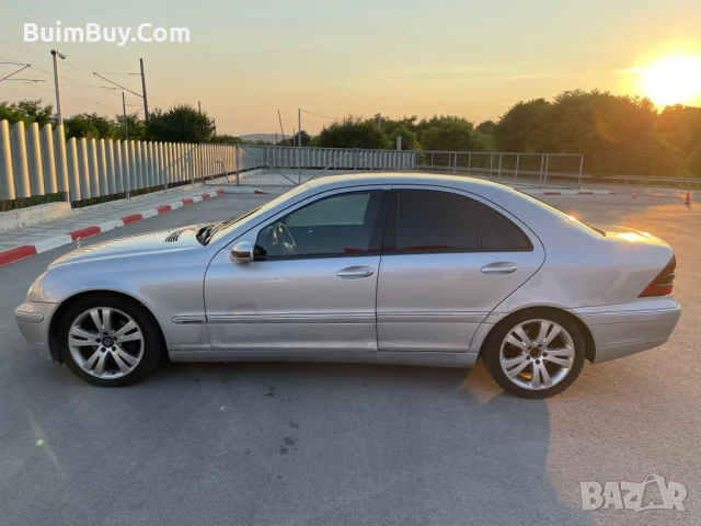 Mercedes 220d elegance, снимка 2 - Автомобили и джипове - 50931001