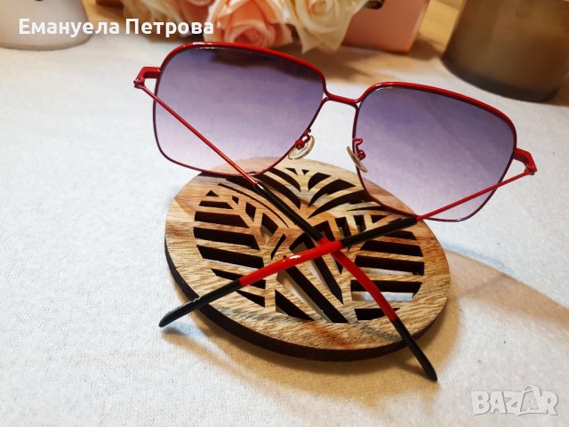 Дамски слънчеви очила / черно с червено / метални /+ Подарък Кутия/Опаковка, снимка 6 - Слънчеви и диоптрични очила - 37599528