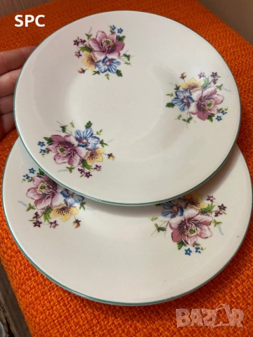 Порцеланов сервиз, снимка 2 - Сервизи - 54307527