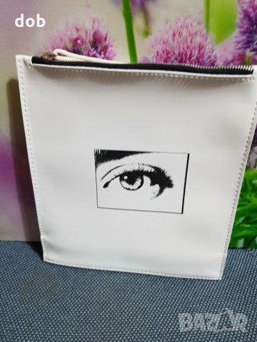 Нова козметична чанта Calvin Klein Cosmetic Makeup Bag, снимка 7 - Други - 30622416