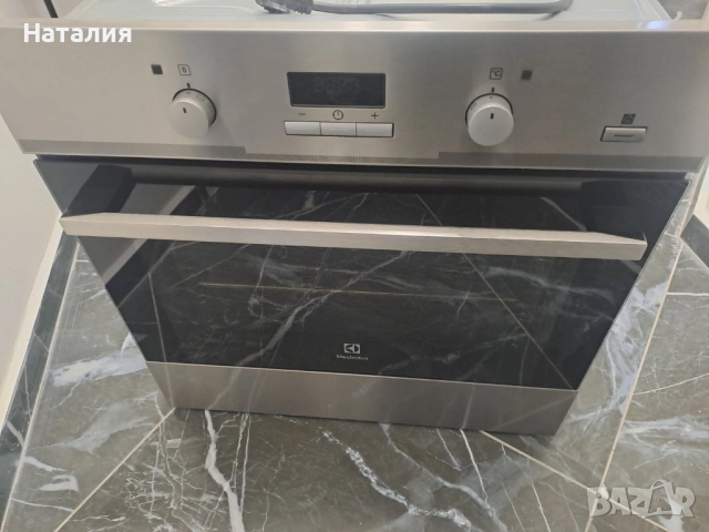 Малко използвана фурна ELECTROLUX EOB3454AAX, снимка 5 - Печки, фурни - 52546839