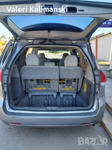 ТОЙОТА СИЕНА , снимка 8 - Автомобили и джипове - 51243545