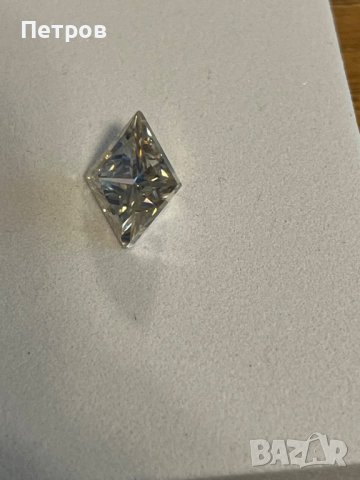 Мойсанит (Диамант), Принцес Cut.6.28карата ,10,43мм, снимка 5 - Други - 39052726