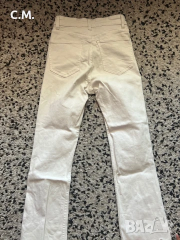 Zara бели дамски дънки, снимка 2 - Дънки - 50636197