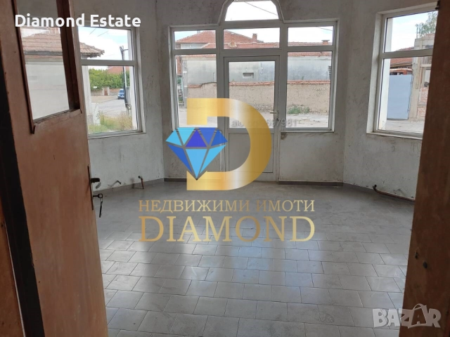 Двуетажна къща в село Дълбок извор, общ. Първомай, снимка 7 - Къщи - 47713160