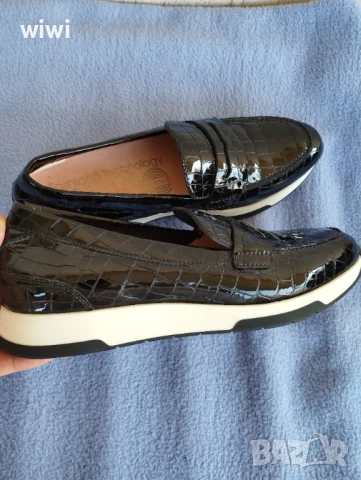 Нови лоуфъри Unisa номер 40.