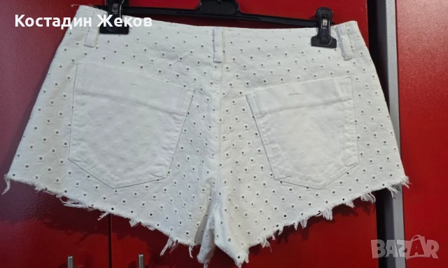Дамски оригинални къси панталонки дънкови. Като нови. ZARA , снимка 2 - Къси панталони и бермуди - 50911142