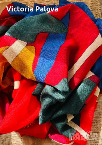 Колекционерски vintage шал GRÈS PARIS -рядък колекционерски екземпляр, снимка 10 - Шалове - 52043882