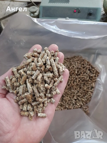 Предлага висококачественни иглолистни пелети клас А1 на цена от 400 евро/т.