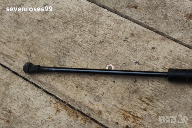 Амортисьор преден капак Сеат Алхамбра Фолксваген Шаран SEAT Alhambra VW Sharan 7M3 823 359 A 2002, снимка 4 - Части - 39521539