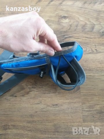 hi-tec - страхотна ръннинг чанта НОВА БЕЗ ЕТИКЕТИ, снимка 7 - Чанти - 35415805