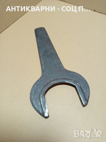 Стар Голям Гаечен Ключ От Соца 70мм., снимка 4 - Антикварни и старинни предмети - 50842319